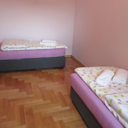 Apartment Domi Kvatric Zagreb Exterior foto